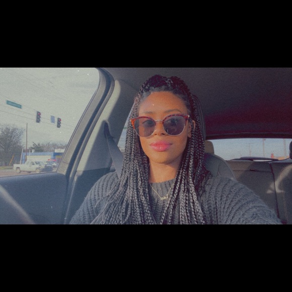 Meet your Posher, Khristian - Picture 6 of 8